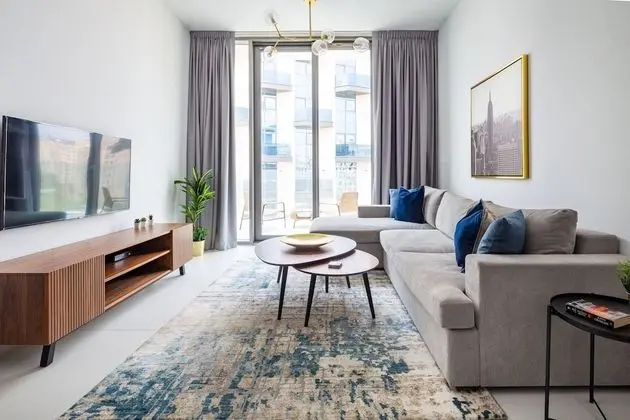 Trendy & Capacious 1BR Apartment in The Palm - Öne Çıkan Resim