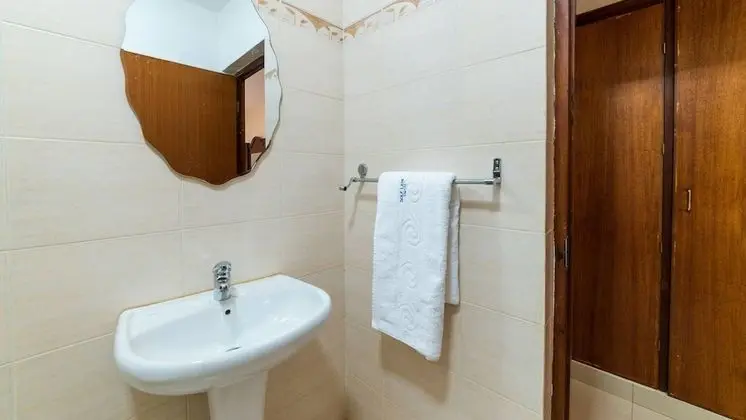 Trendy Deluxe Double Rooms In Masaka - 2 - Mülk Olanakları