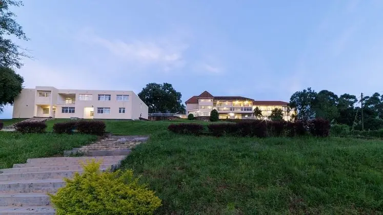 Trendy Deluxe Single Rooms In Masaka - 1