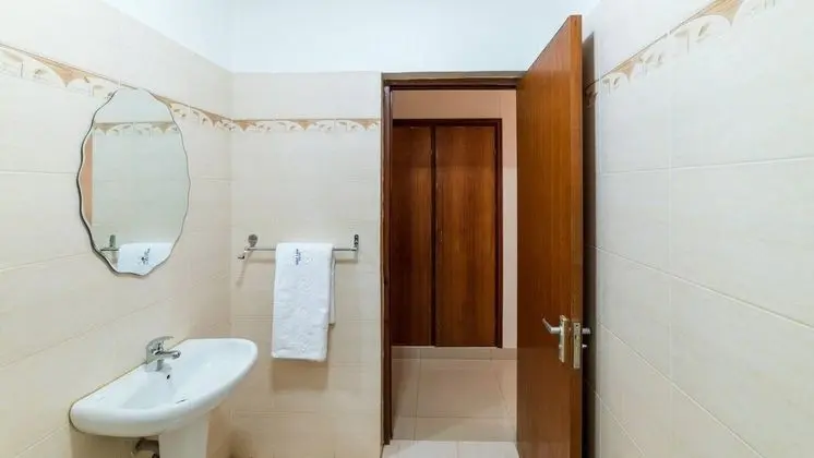 Trendy Deluxe Single Rooms In Masaka - 2 - Mülk Olanakları