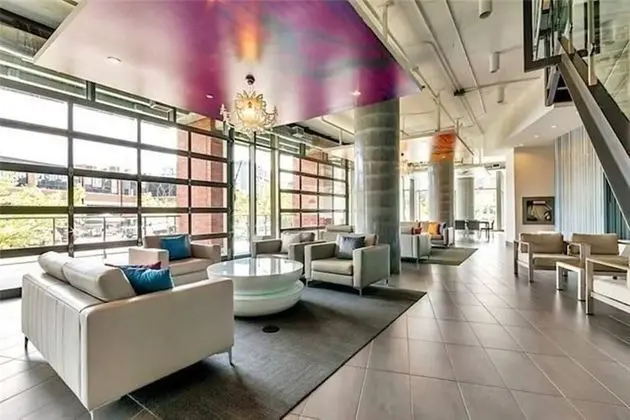Trendy, Executive Studio, in Downtown TO