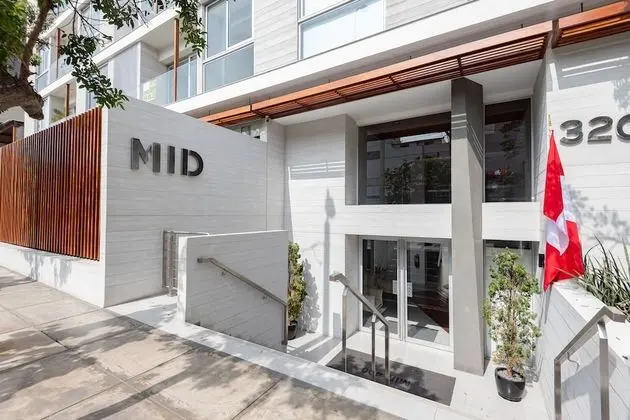 Trendy Host MID - Miraflores