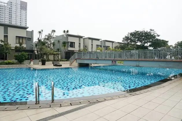 Trendy & Relaxing 2BR at The Suite Metro Apartment - Havuz