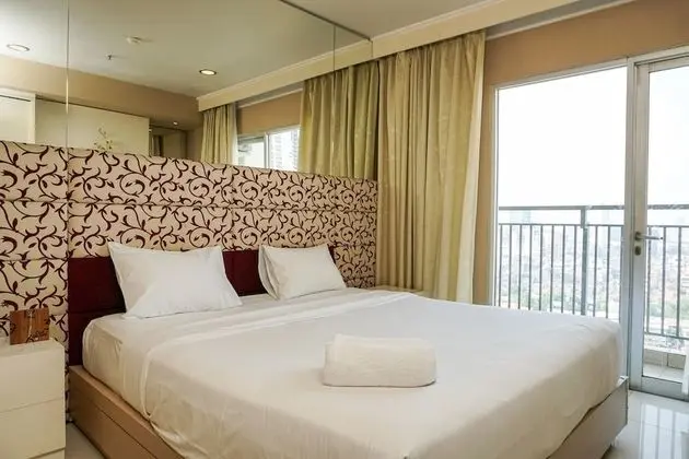 Trendy & Relaxing 2BR at The Suite Metro Apartment - Öne Çıkan Resim