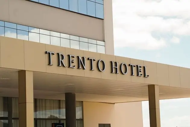 Trento Hotel Guaíra