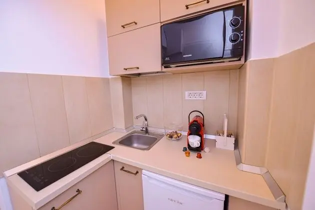 Tres Chic Studio - Victoria Avenue - İç Mekan