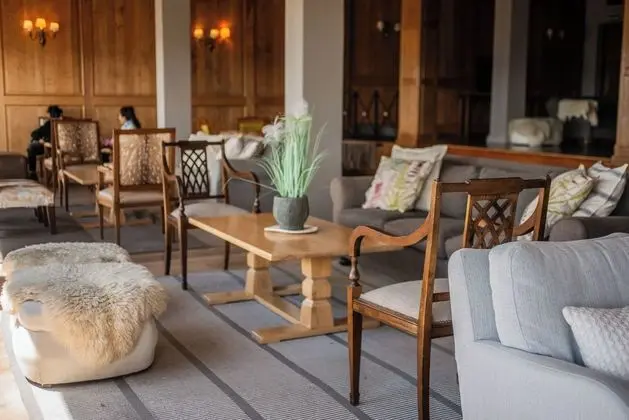 Tres Reyes Hotel - İç Mekan