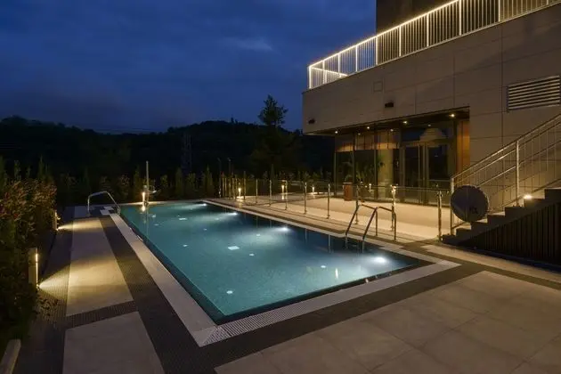 Hotel Tres Reyes San Sebastian - Havuz