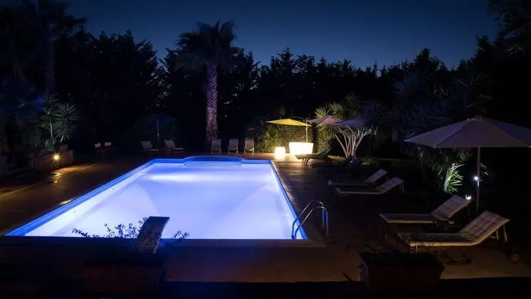 Villa Tresino Appartamenti B&B - Havuz
