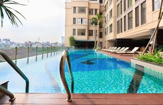 The Tresor Luxurious Apartment Riverview - Havuz