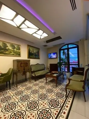 Triada Hotel - Lobi