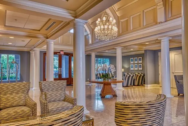 Trianon Bonita Bay Hotel - Lobi