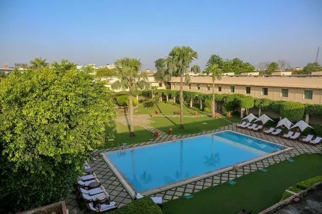 Trident, Agra