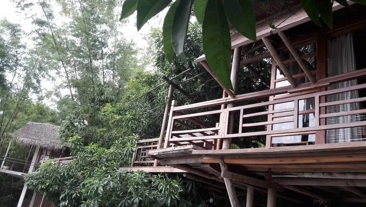 Triem Tay Gardens