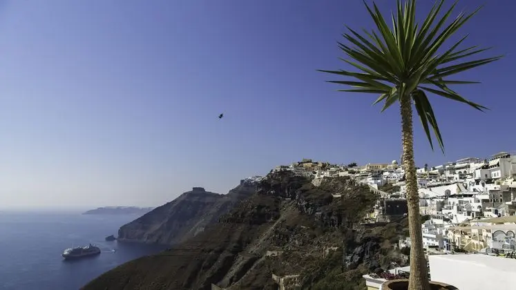 Trieris Villas & Suites