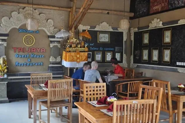 Trijaya Guest House - CHSE Certified - Lobi