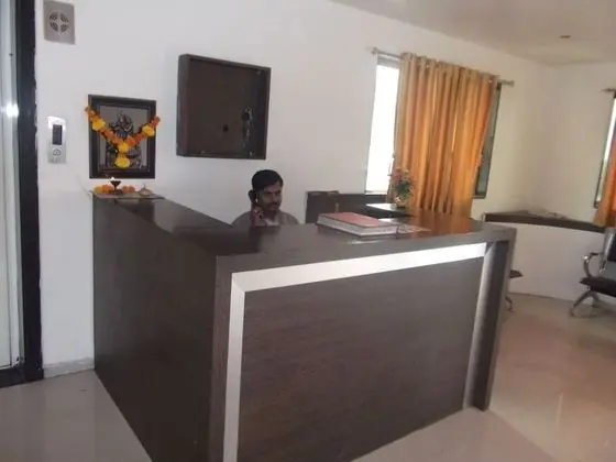 Hotel Trimurti Pride