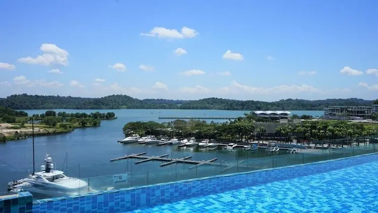 Trinidad Suites Puteri Harbour - Havuz