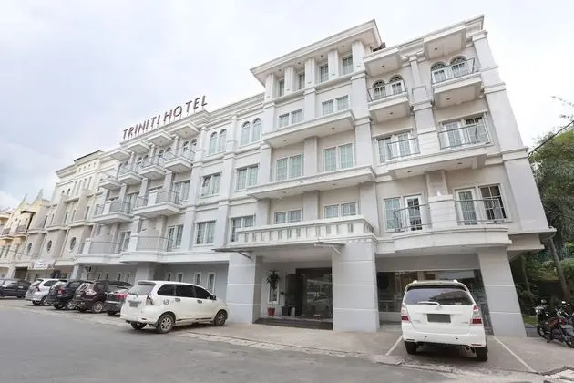 Triniti Hotel Batam - Dış Mekan