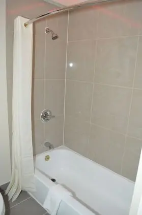 Trinity Suites Downtown Dallas - Banyo Tipleri