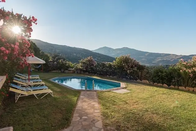 Triopetra Luxury Villas Panagia - Havuz