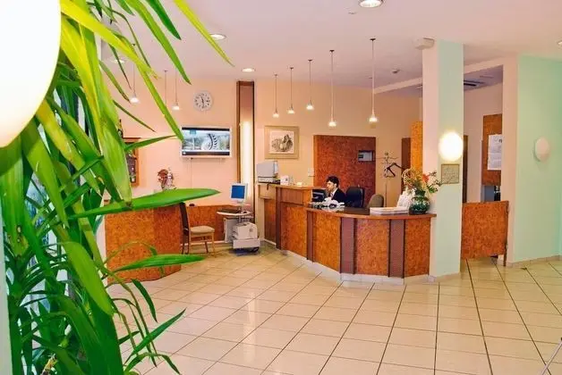 Trip Inn Hotel Minerva - Lobi