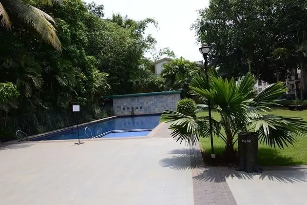 TripThrill West Winds 1BHK Apartment - Havuz