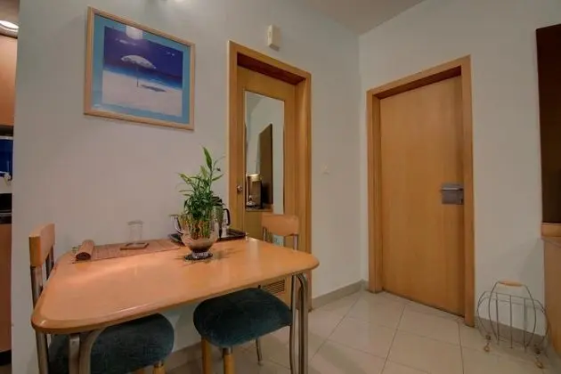 Tristar Service Apartments - Yerinde Yemek