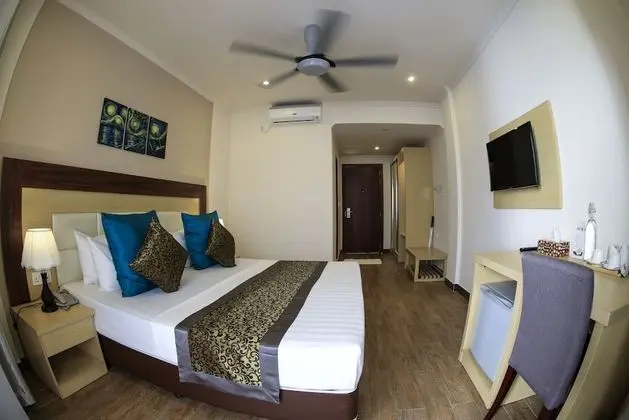 Triton Beach Hotel & Spa - Oda