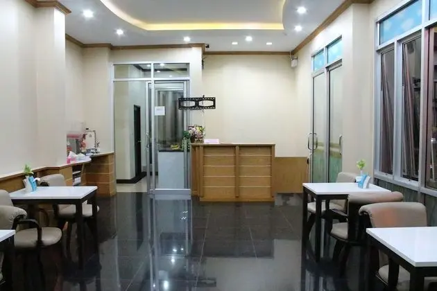 Triton Place - Lobi
