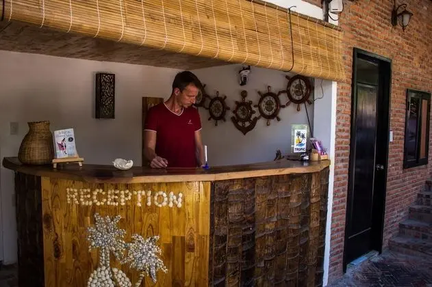 Tropic Hostel and Restaurant - Lobi