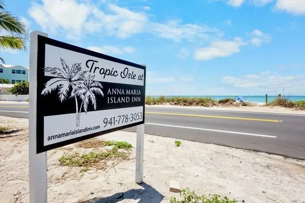 Tropic Isle at Anna Maria Island Inn - Dış Mekan