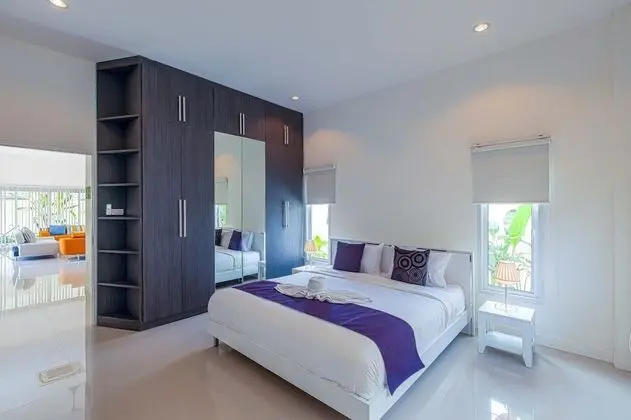 Tropical 4 Bedroom Pool Villa L21 - Oda
