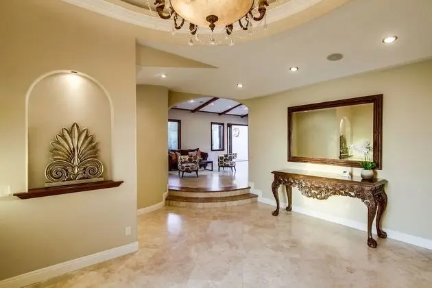 Tropical 5BR La Jolla Retreat by NamaStay - Lobi