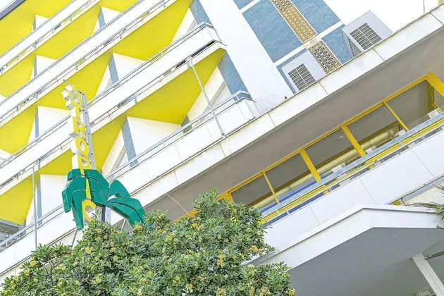 Hotel Tropical - Dış Mekan