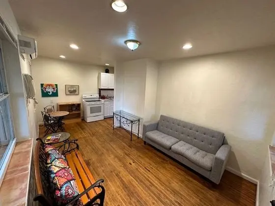 Tropical Charmer Coral Gables Apartment - Oda Düzeni