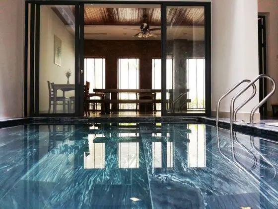 Tropical Da Nang Villa - Havuz