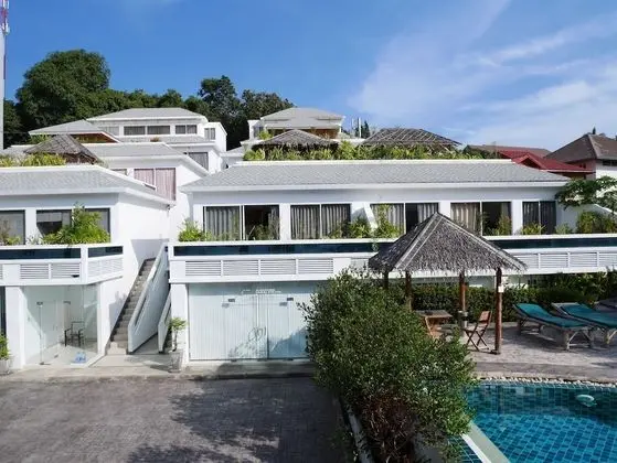 Tropical Paradise Residence - Havuz