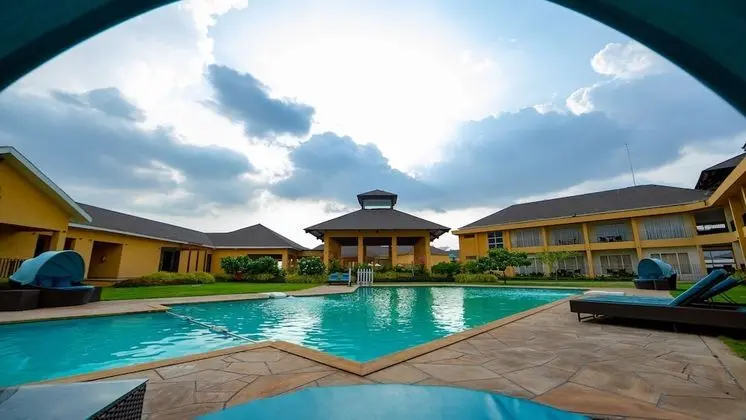 Tropical Retreat Luxury Resort and Spa - Havuz