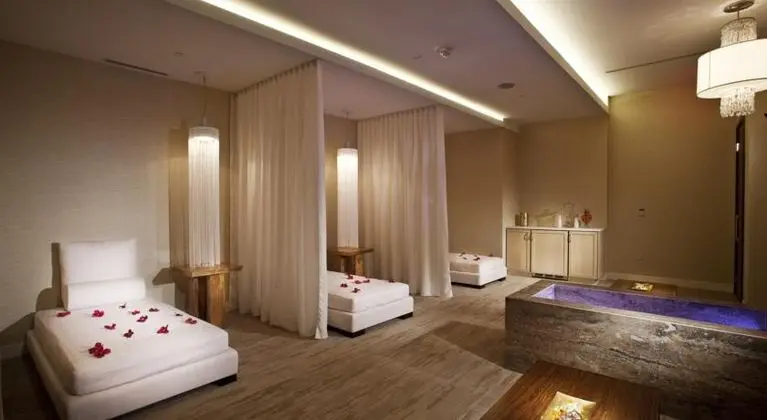 Tropicana a DoubleTree By Hilton Resort & Casino