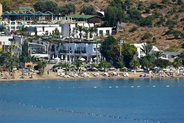 Tropicana Beach Hotel - Plaj