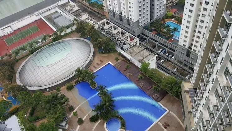 Tropicana City Tropics