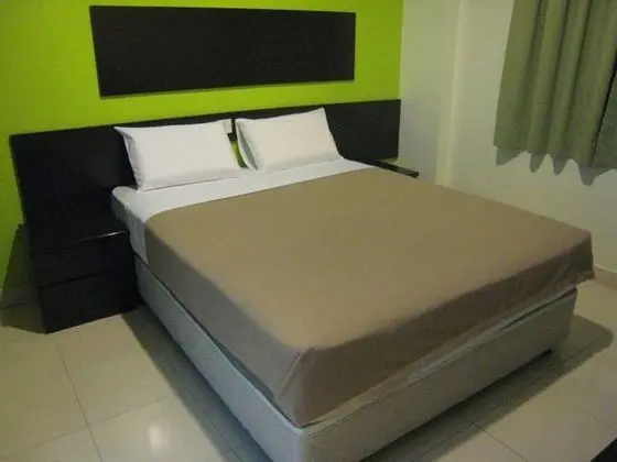 Tropicana Inn - Öne Çıkan Resim