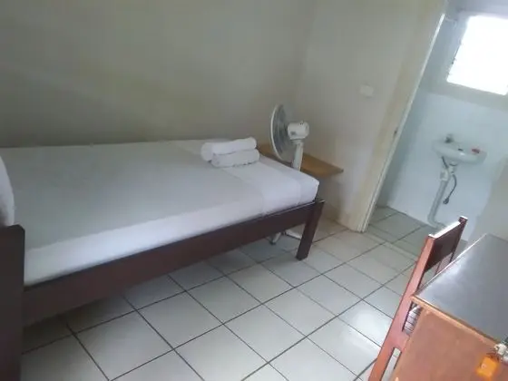 Tropicana Motel & Backpackers - Oda