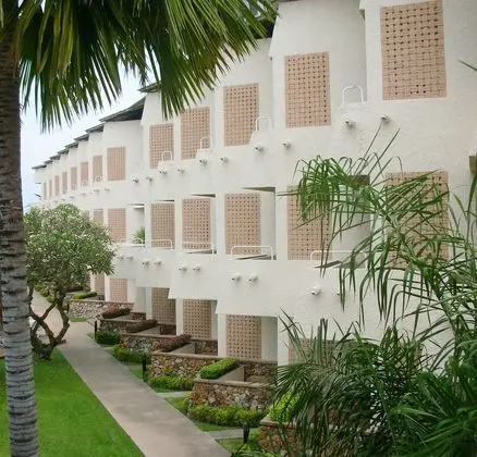 Hotel Tropicana - Dış Mekan
