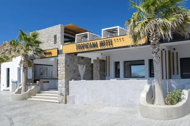 Tropicana Suites & Villas - Dış Mekan