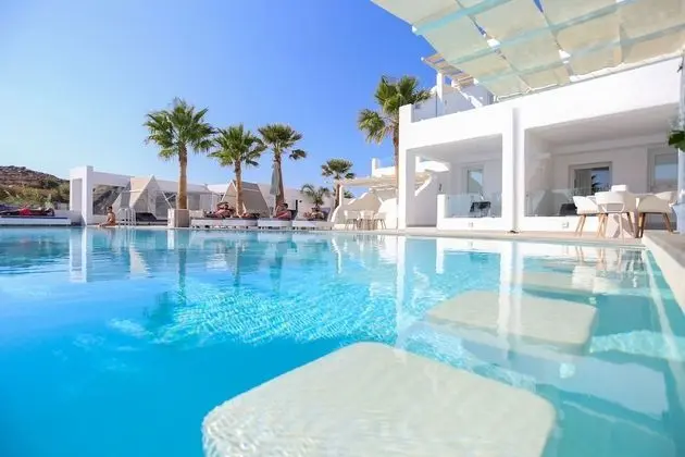 Tropicana Suites & Villas - Havuz