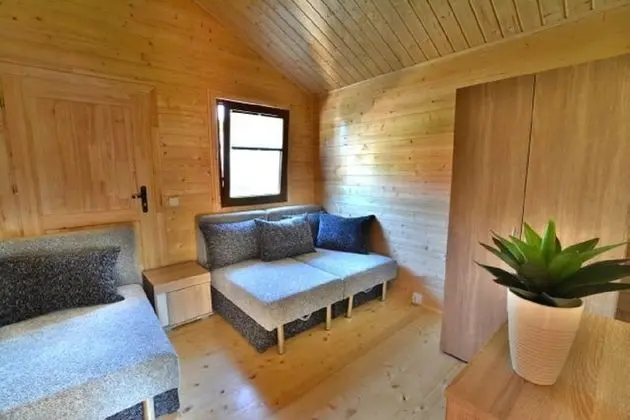 Tropikana Domki Apartamenty - Oda