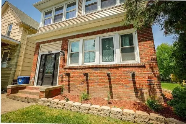 The Trotter Manor - With Private Yard & Parking, Near Falls & Casino by Niagara Hospital - Dış Mekan