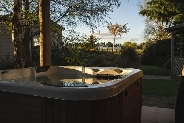 Trout n Trail BnB - Havuz